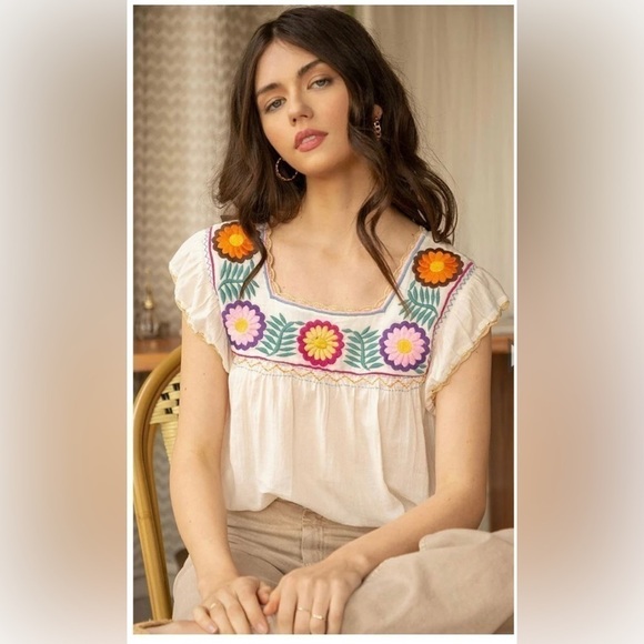 THML Embroidered Blouse - Picture 1 of 9